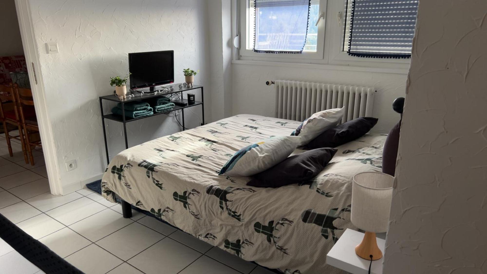 Appartement Sur Les Hauteurs De เฌราร์แมร์ ภายนอก รูปภาพ