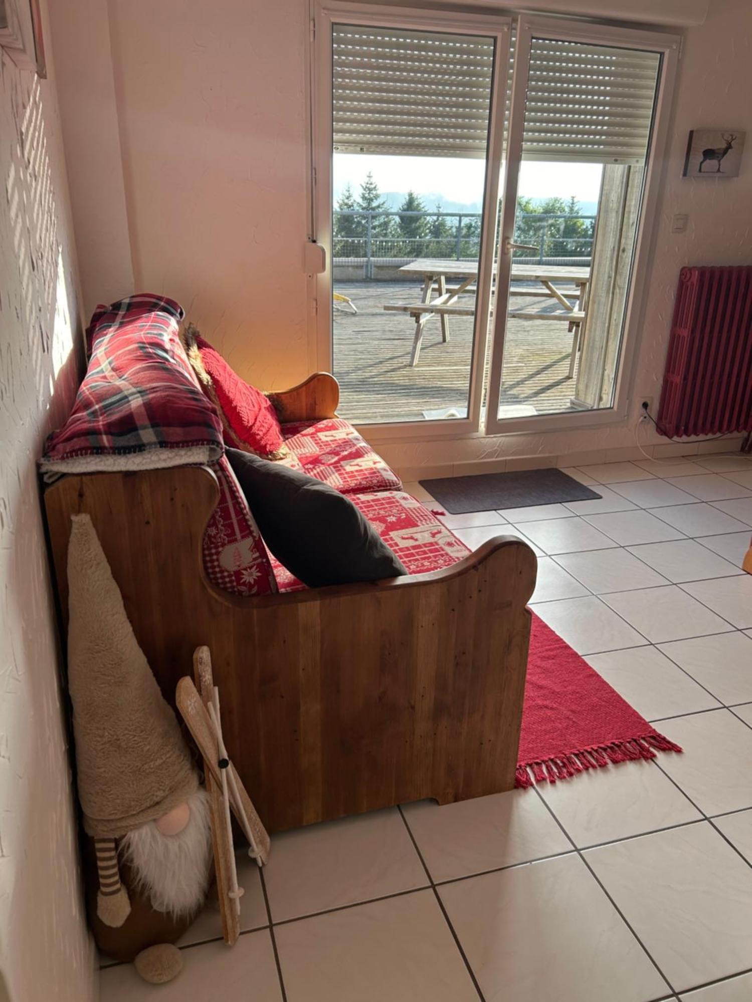 Appartement Sur Les Hauteurs De เฌราร์แมร์ ภายนอก รูปภาพ